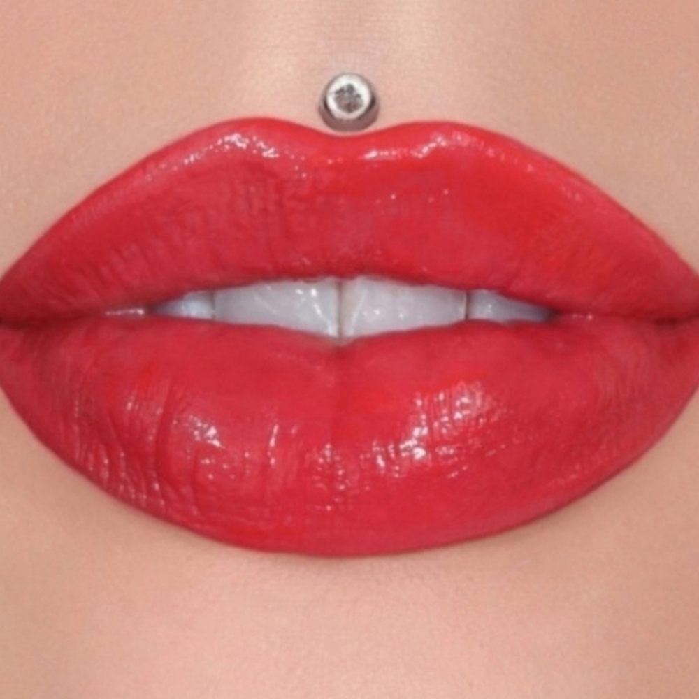*Jeffree Star “Devil Horns” Mystery Shade Supreme Gloss-NEW IN BOX